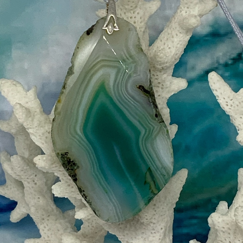 Agate Slice Gemstone Necklace on Waxed Cotton Cord - Picture 6 of 16